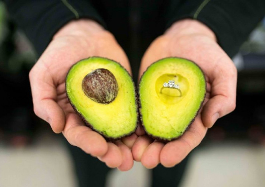 Брак по британски! Ето най-оригиналното предложение за женитба на Острова (СНИМКИ)