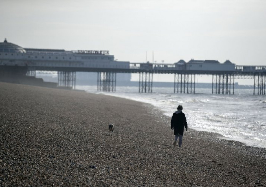 Британското лято започва със...студ