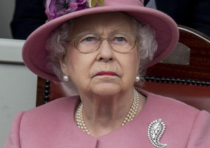 Руснаците: Тереза Мей и Кралицата са тежки пиячи!