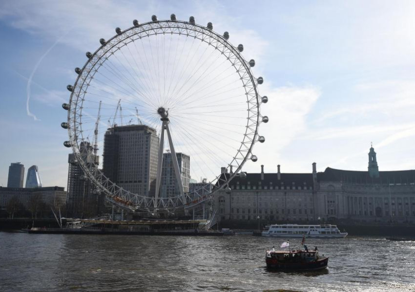 Мини гореща вълна връхлита Острова