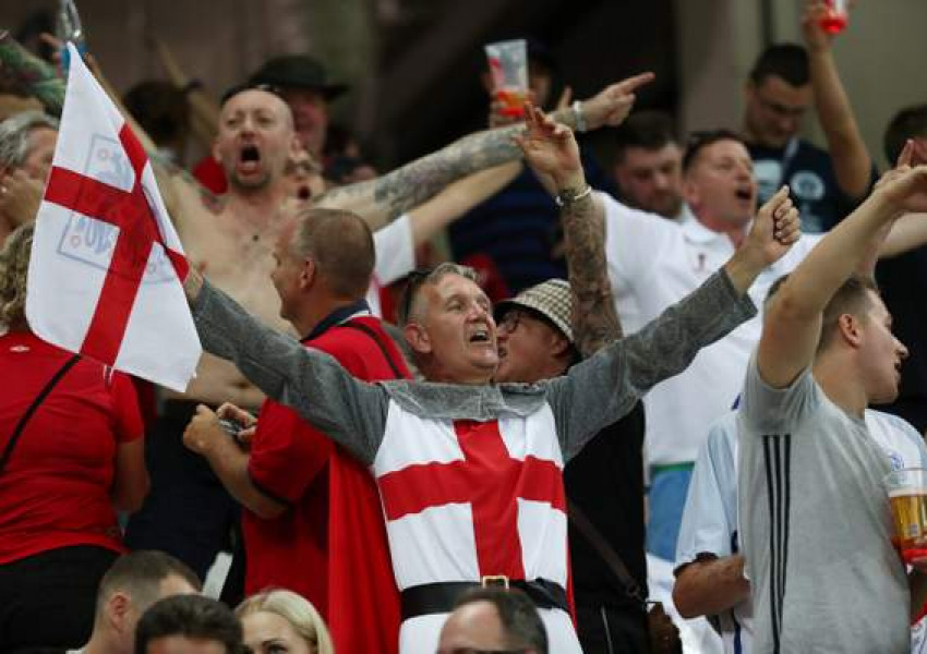 Внимание! Пияни британци и горещо време на хоризонта!