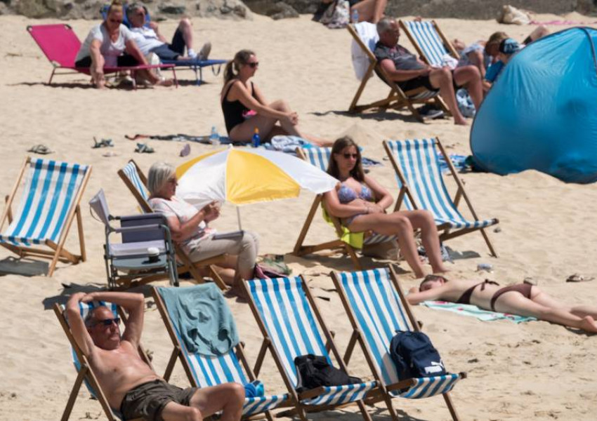 Докога ще продължи горещото време във Великобритания?