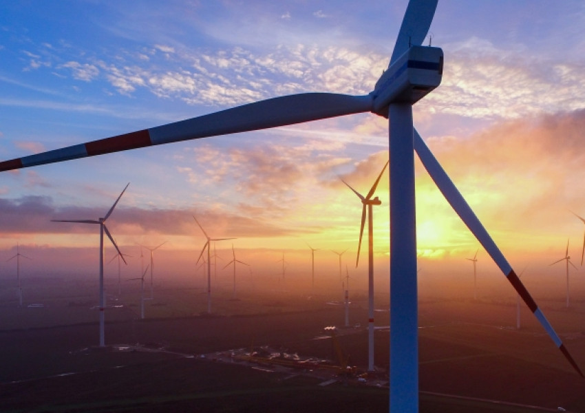 Заради жегата: Великобритания изправена пред "вятърна суша"