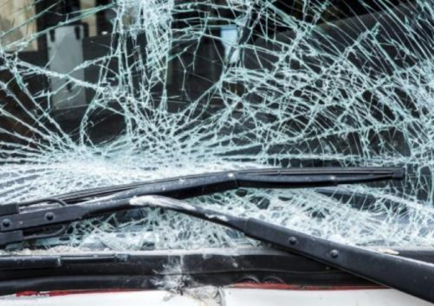 12  сезонни работници загинаха при катастрофа с български микробус в Италия