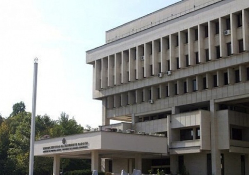 Външно с предупреждение за българите в Гърция