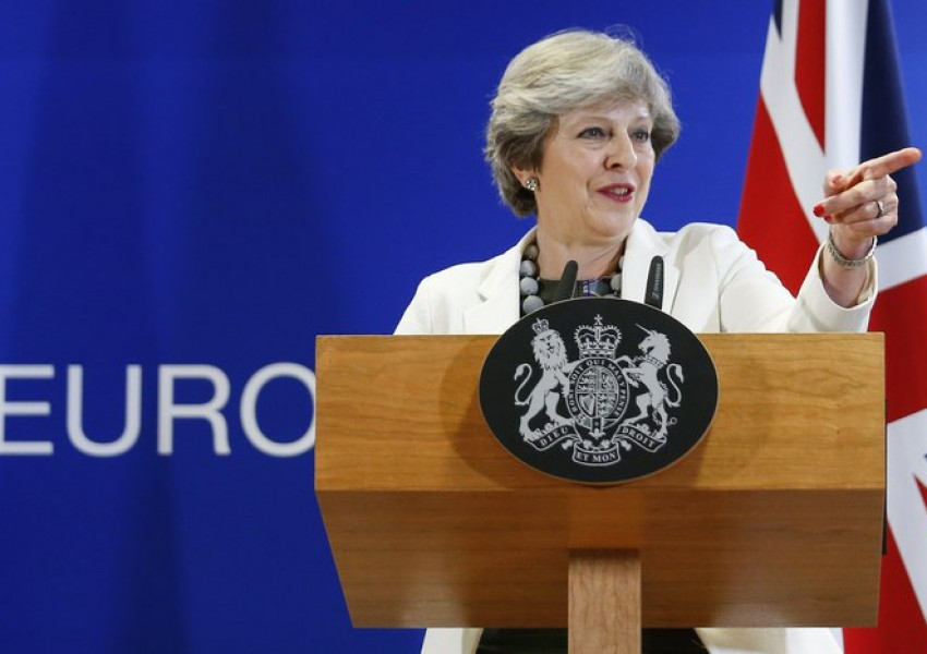 Какъв е планът "Чекърс" на Тереза Мей за "Брекзит"?