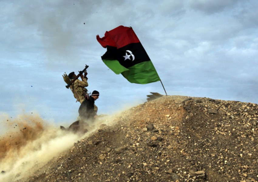 Поне 30 души убити при бомбена атака в Либия
