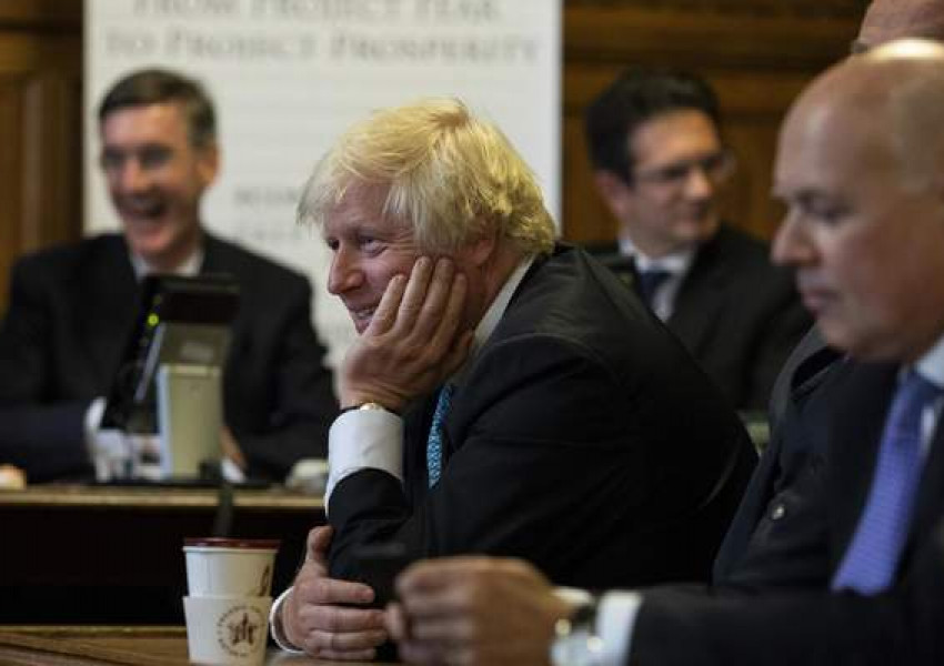 Борис Джонсън отлага "Брекзит" със шест месеца