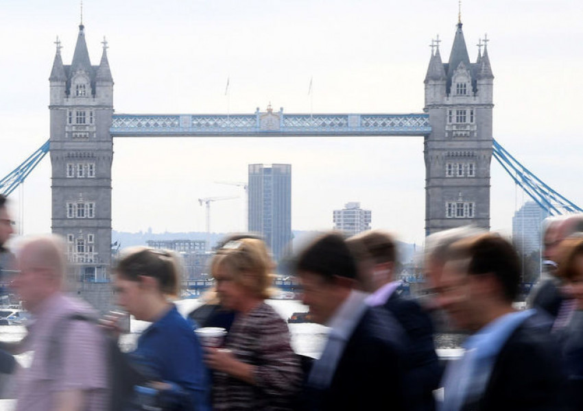 Великобритания не може да напусне дома ни и да запази ключа от него