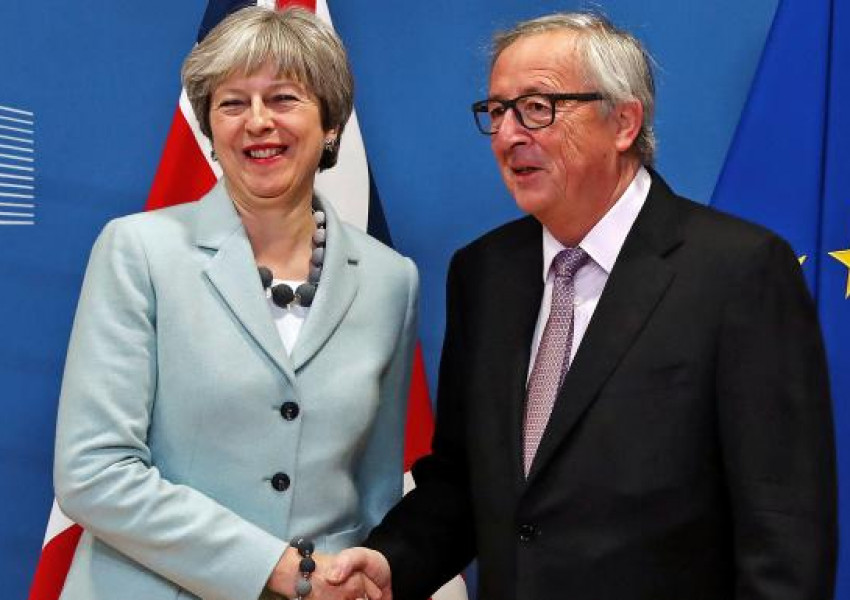 От „Даунинг Стрийт“ поляха със студена вода ЕС 