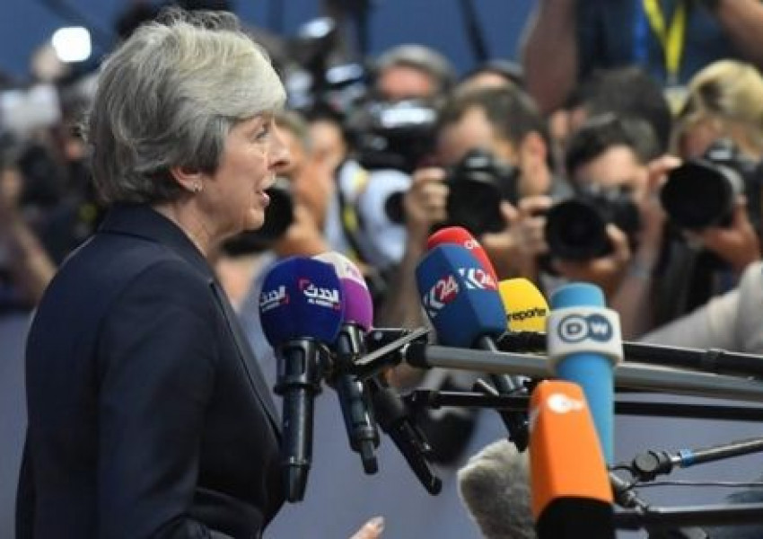 И от "Даунинг Стрийт" 10 потвърждават за възможно отлагане на "Брекзит'