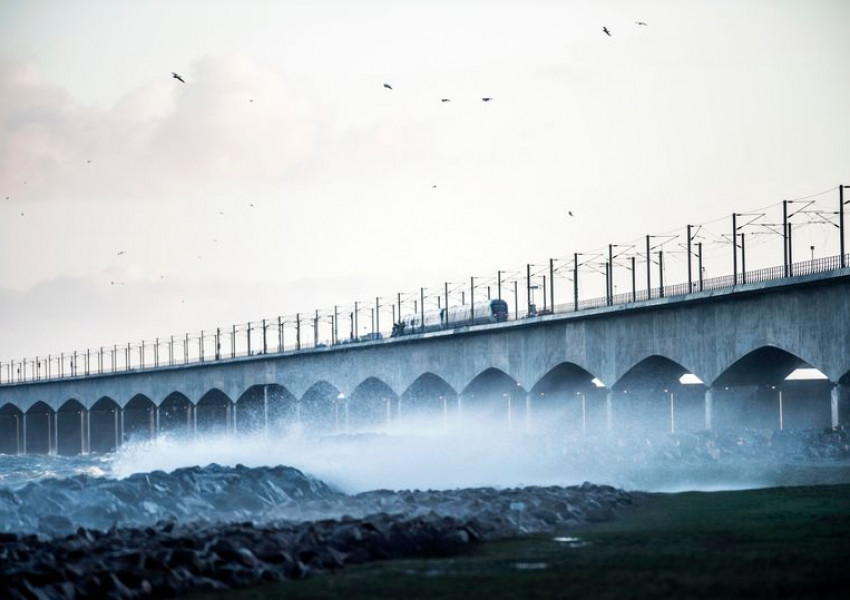 Тежка катастрофа с влак в Дания, има загинали