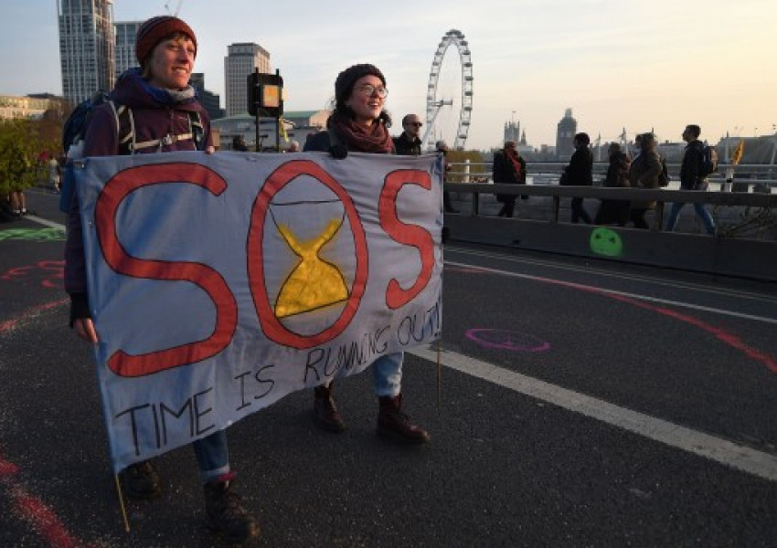 Нови арести на екоактивиси в Лондон
