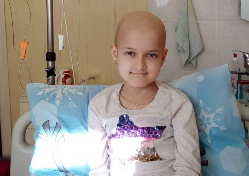 Тя е на едва 8 години и вече е преминала 55 химиотерапии!