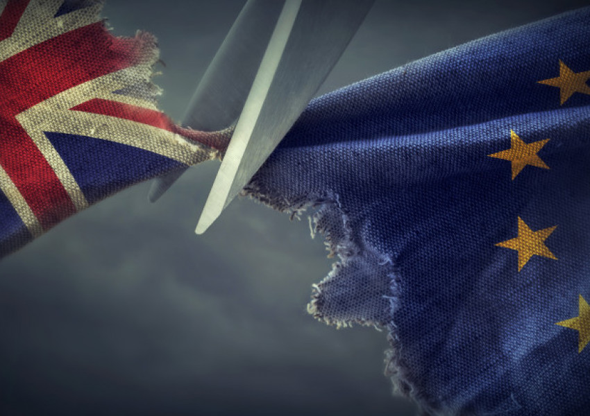 Великобритания отново е на крачка от Brexit без сделка