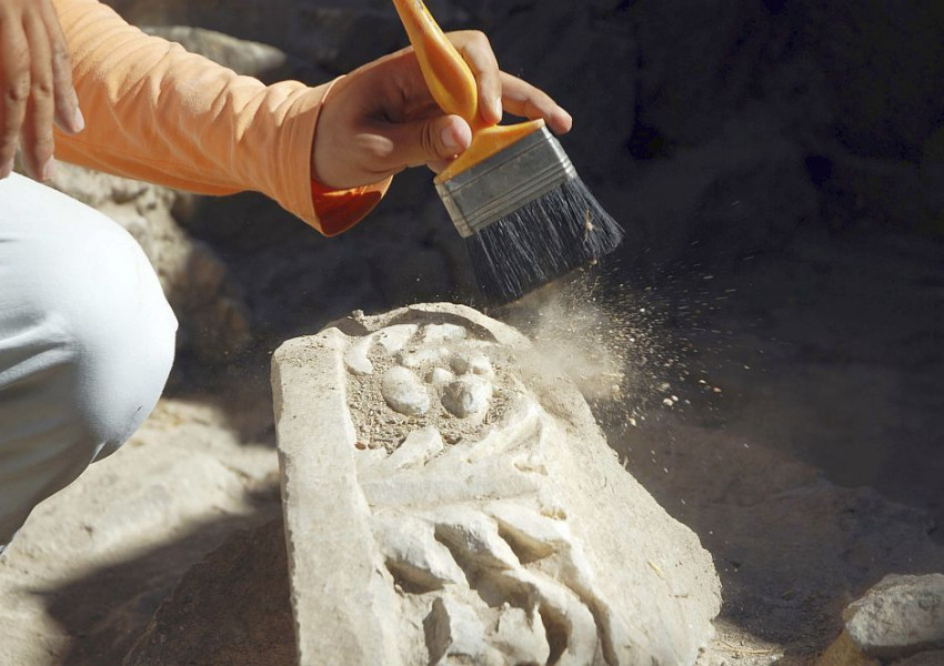 Археолози откриха най-древните скални рисунки във Великобритания