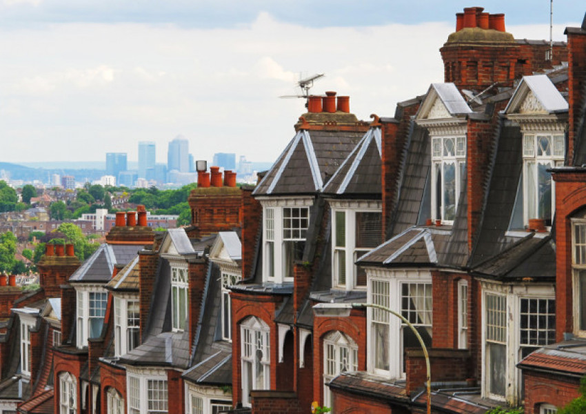 Наемите на луксозни имоти в Лондон падат с над 8% през септември