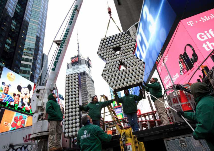 Засилени мерки за сигурност в цял свят за Нова година