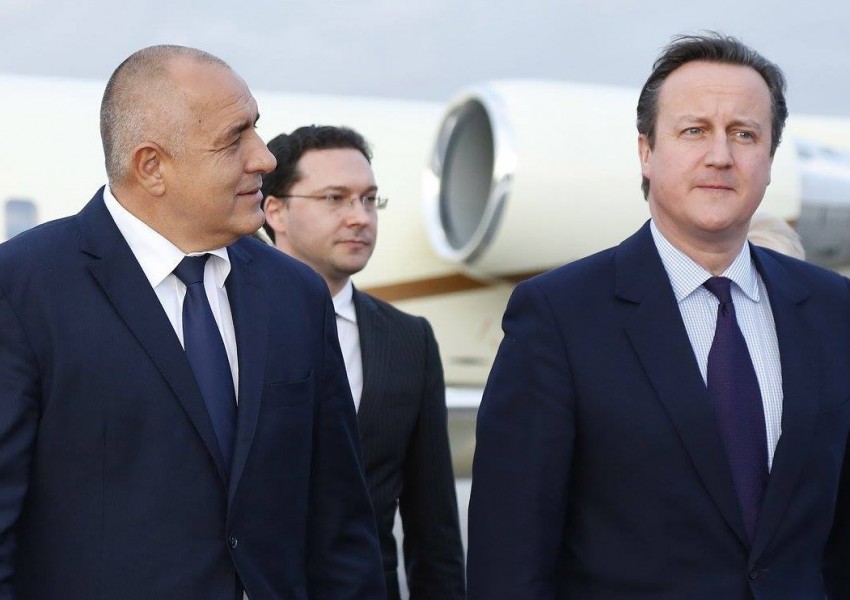 Камерън покани Борисов на световния антикорупционен форум в Лондон