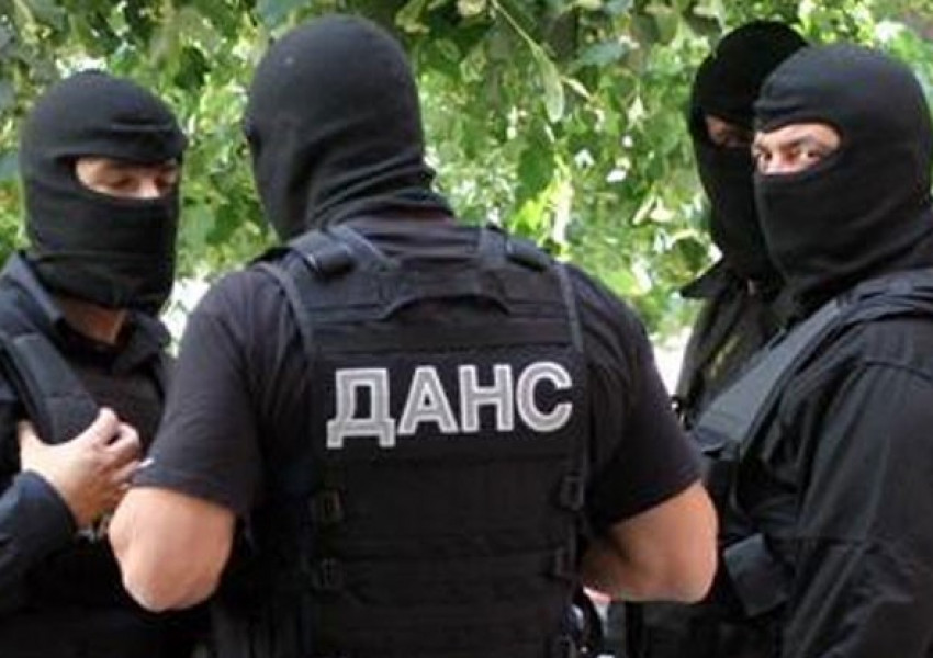 Съдът остави трима кюрди в ареста – застрашават националната сигурност