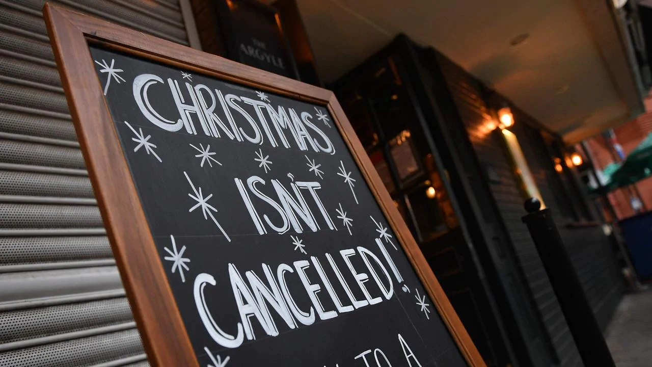 Великобритания: Коледата под въпрос?