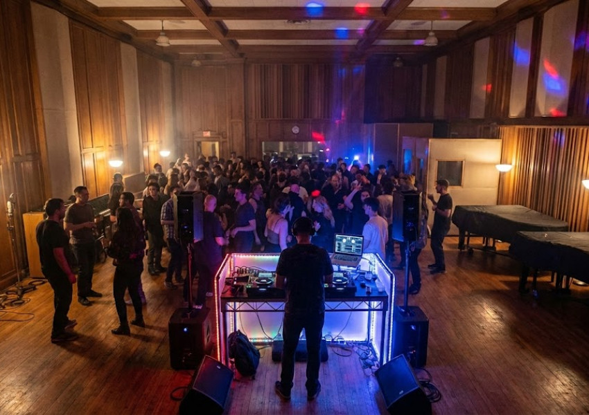 Легендарното студио Abbey Road в Лондон отваря врати за първото си рейв парти