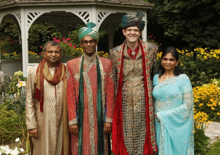 Вижте първата индийска гей сватба в Лондон (СНИМКИ)