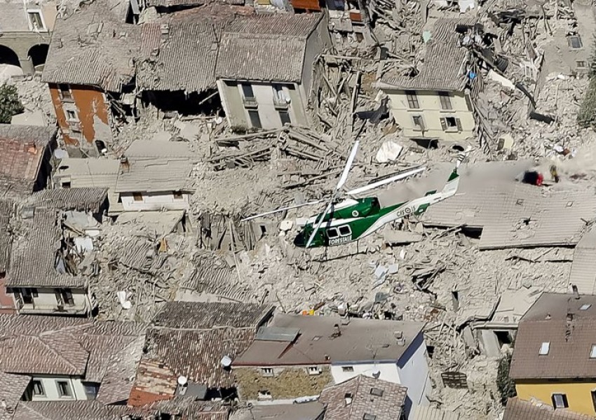 Земетресението в Италия в снимки