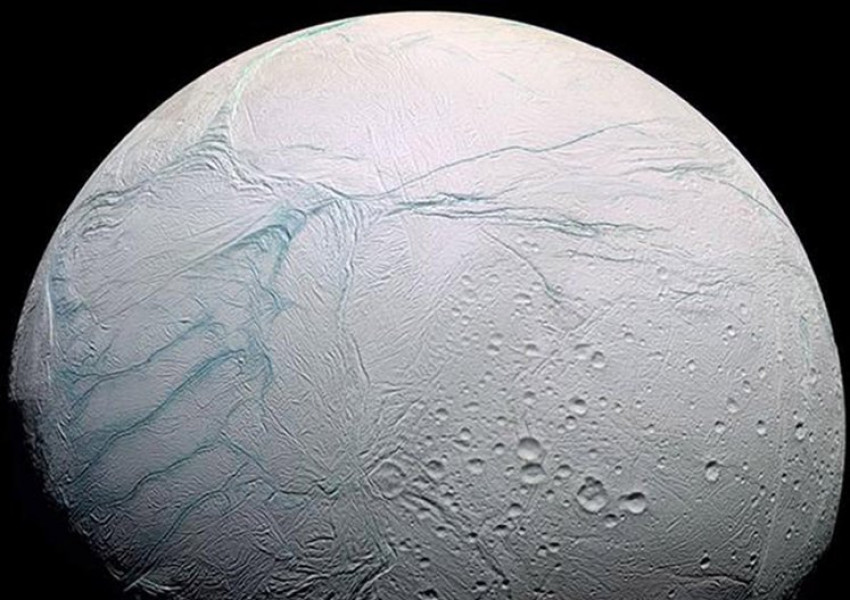 НАСА откри условия за извънземен живот на спътник на Сатурн