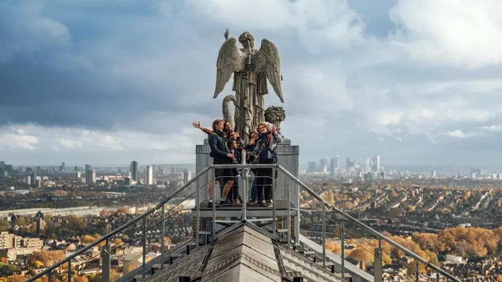 Лондон отвисоко: "Александра Палас" отваря най-високата разходка по покрив във Великобритания