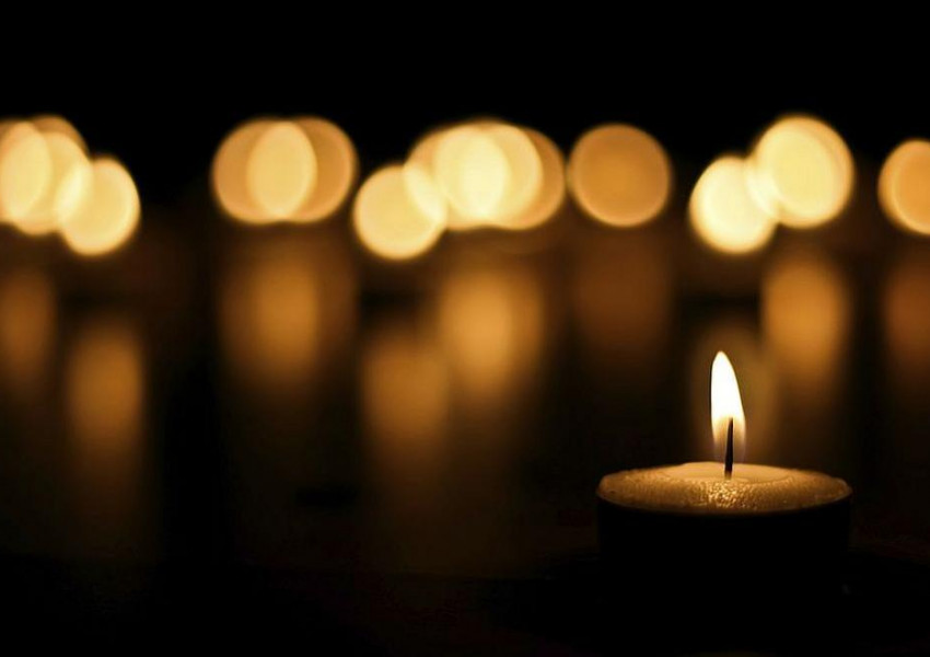 Днес е Арахангелова задушница, православните християни почитат паметта на починалите 