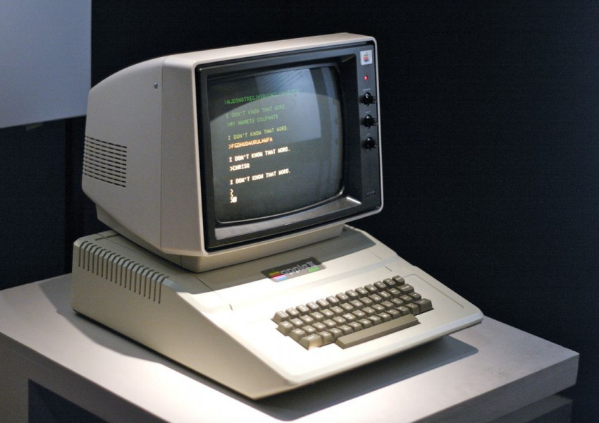 На тази дата: Излиза Apple II