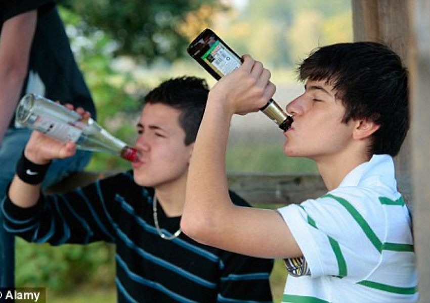 Българските ученици първи по пиене, пушене и секс