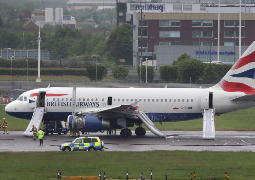 Фалшив сигнал за изчезнал самолет стресна лондончани
