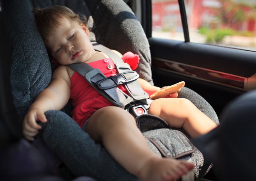 Ето кое е най-безопасното място за Вашето дете в колата