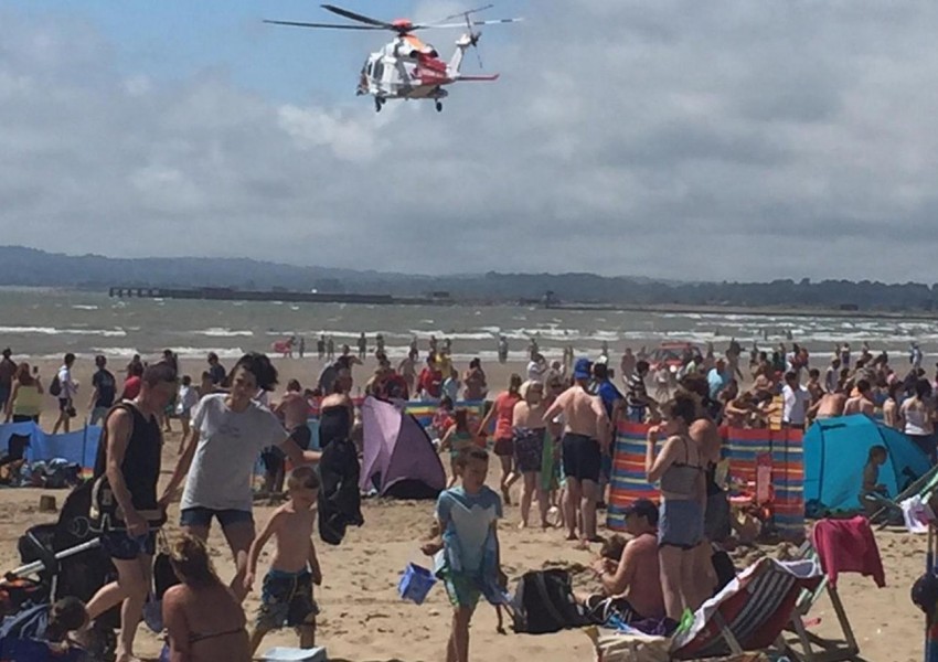 Откриха тялото на младия лондончанин, изчезнал в морето край Cambers Sands beach