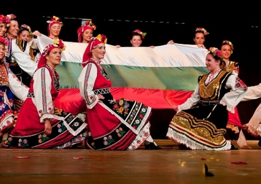 "Гардиън" с признание: Българският фолклор е завладяващ
