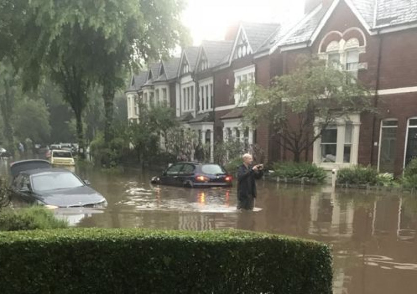 Бирмингам под вода заради страшна буря