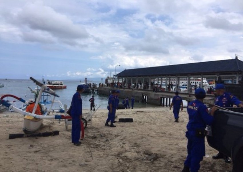 Трима души-убити и много ранени след взрив на лодка в Бали (ВИДЕО)