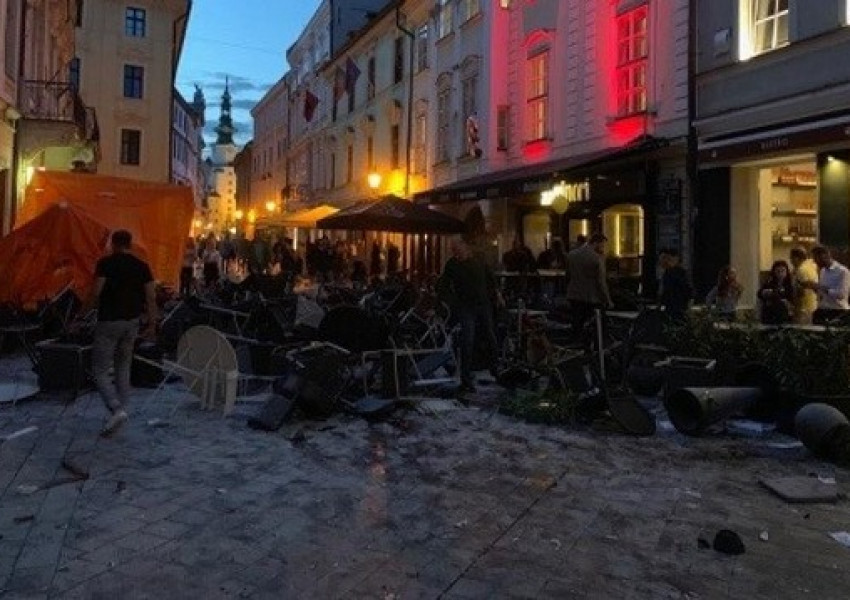 Арестувани фенове на Левски в Братислава след бой