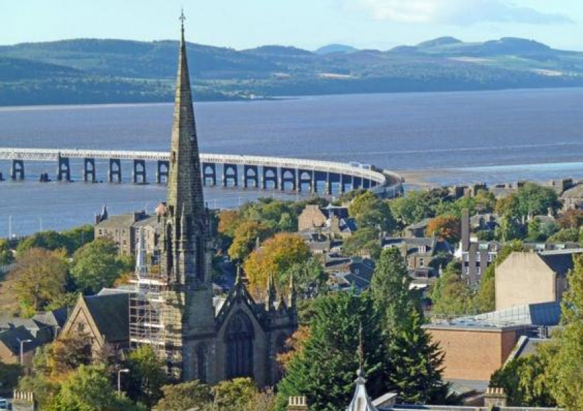 Брюксел удря отново по Лондон!