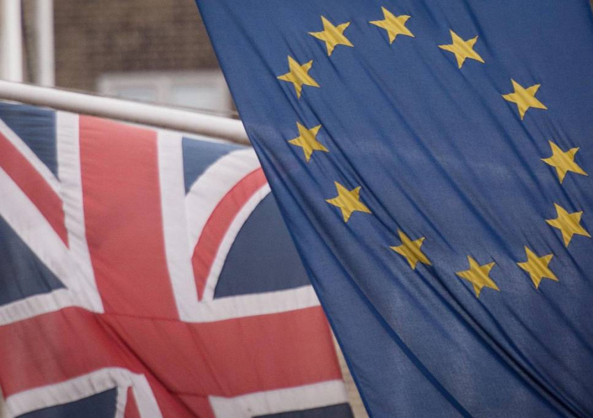 Британците ще плащат на ЕС до 2064-та