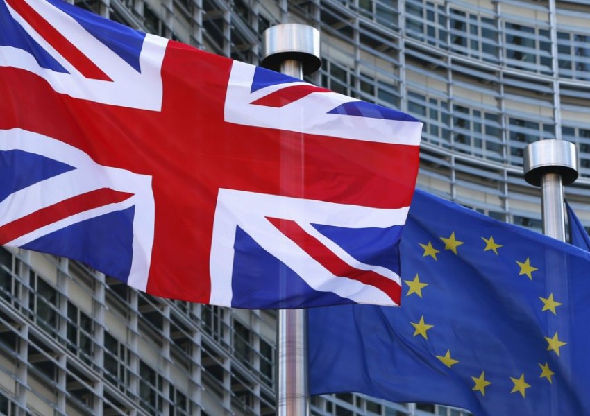 ЕС играе твърдо, за да откаже британците от "Брекзит"