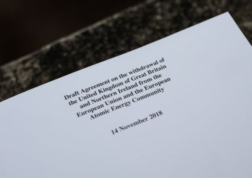 45 бона дадени само за хартиените копия на сделката на Мей