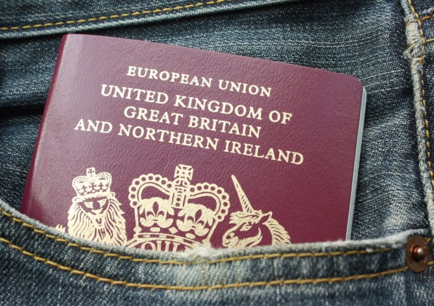 Променят цвета на британските паспорти след "Брекзит"
