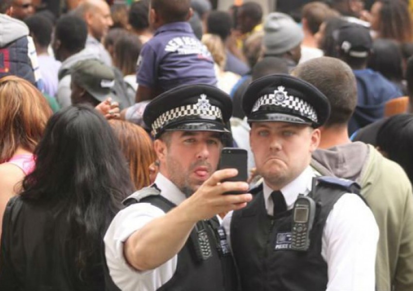 10 от най-забавните моменти на британската полиция (СНИМКИ)