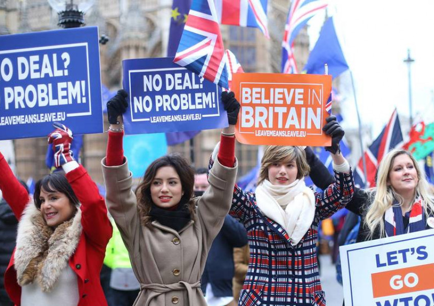 Рекорден брой британци искат отлагане на "Брекзит"