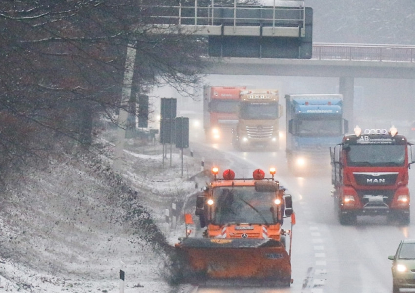 Мощна буря отне живота на 7 души в Европа