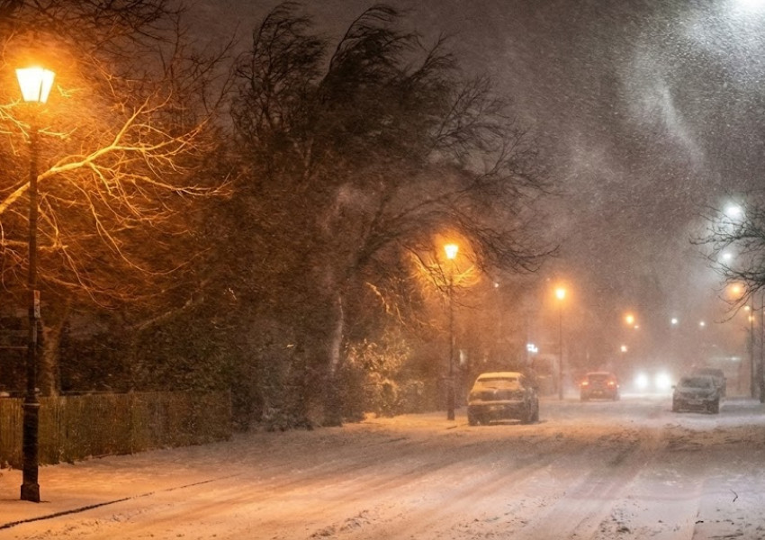 Бурята "Горети" връхлита Острова довечера - Оранжев код за сняг и опасност от спиране на тока Бурята "Горети" връхлита Острова довечера - Оранжев код за сняг и опасност от спиране на тока