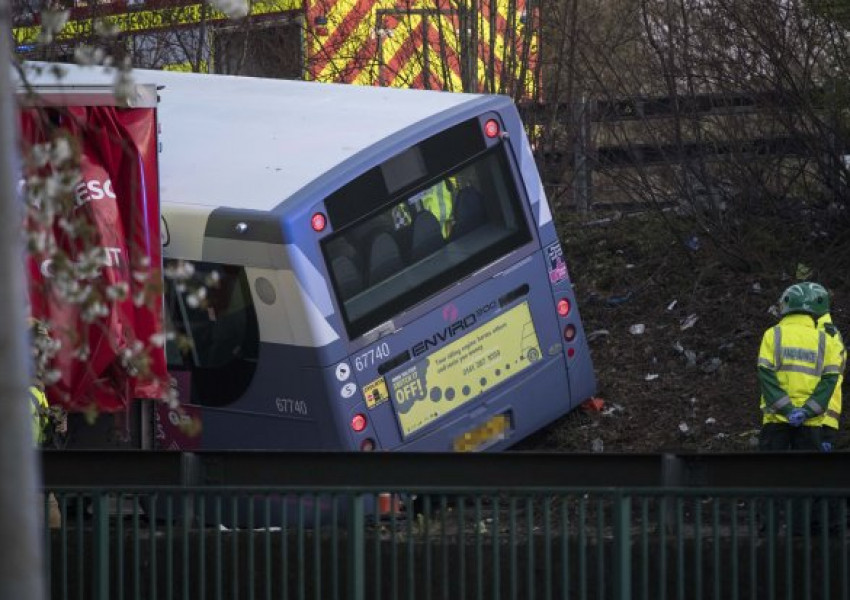 Осем души ранени след тежък инцидент в Глазгоу